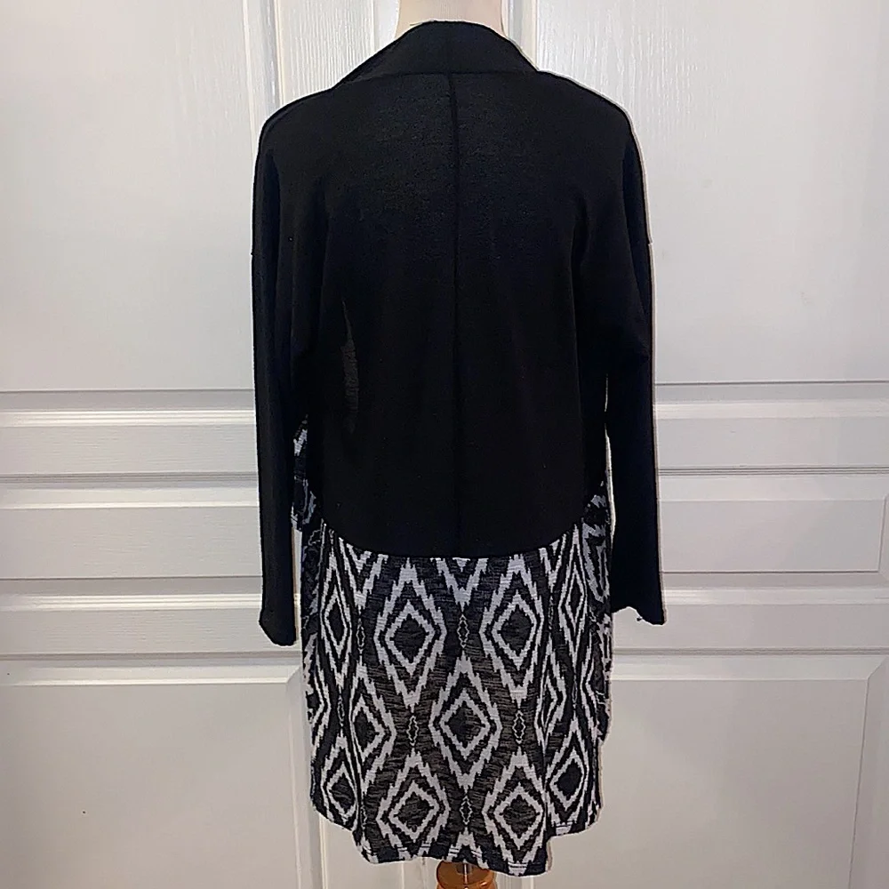 Annianna Aztec Cardigan - Picture 2 of 2